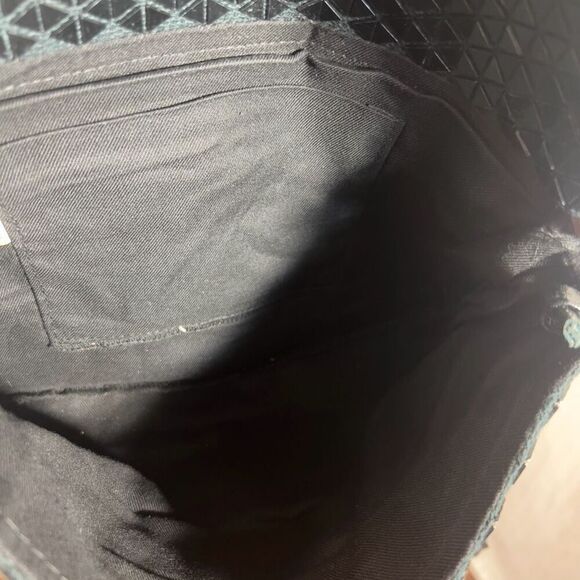 Veneto | Women’s | Bags | One Size | Vintage Black Textile Mesh Mini Clutch Bag - Picture 3 of 6